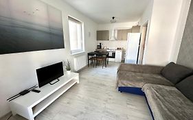 Sdh 1 Wolomin Comfortable Apartment Near Warsaw
